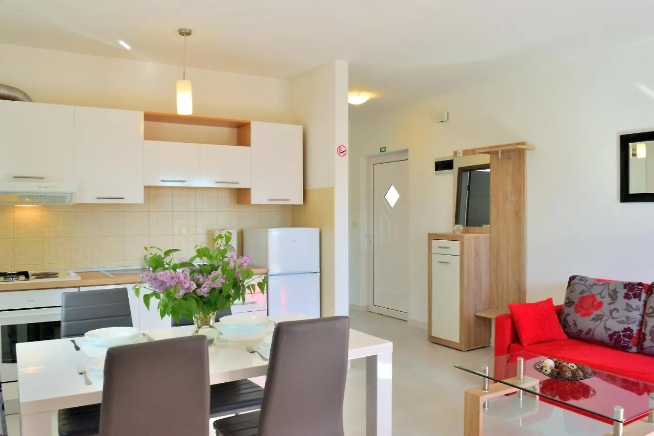 Apartment Domus Lauri Umag 0*,  Croatia
